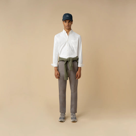 CHINOS