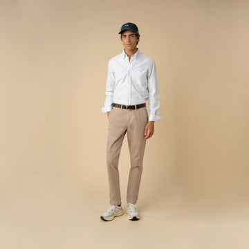 CHINOS
