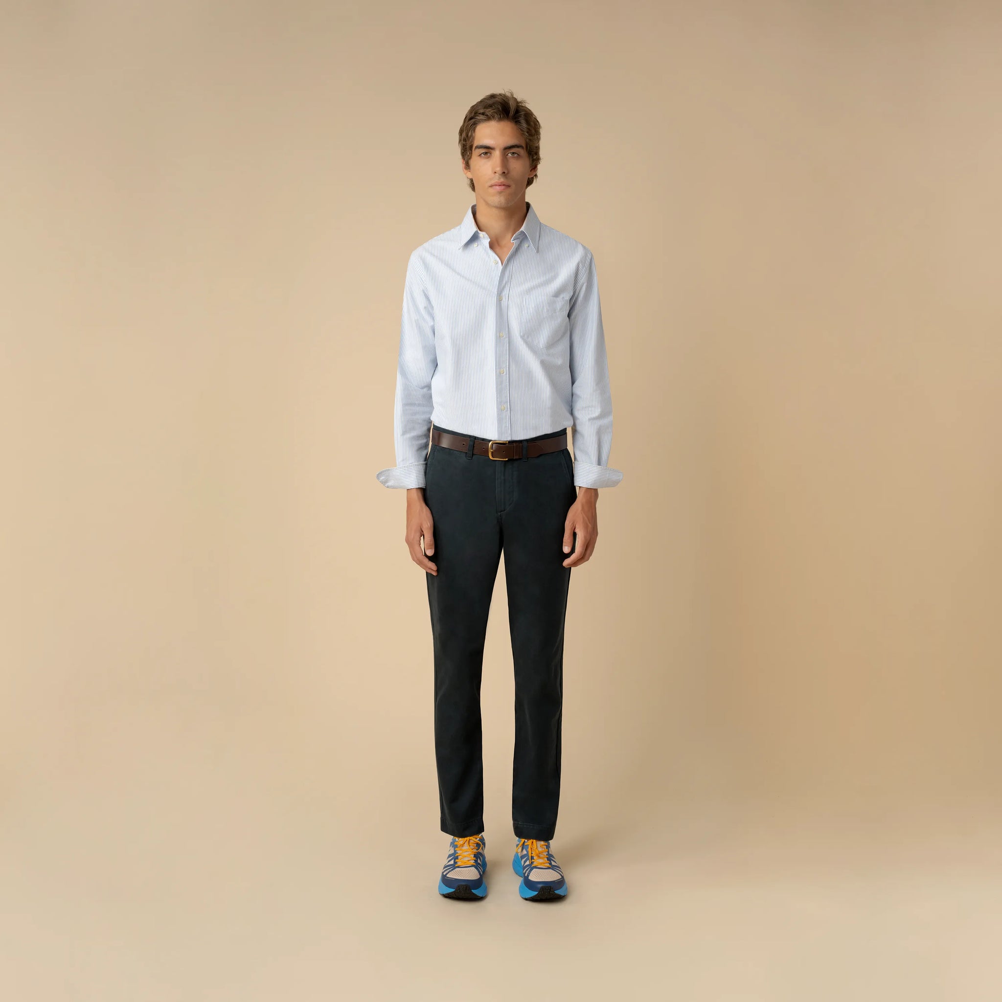 CHINOS