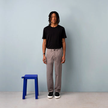 CHINOS