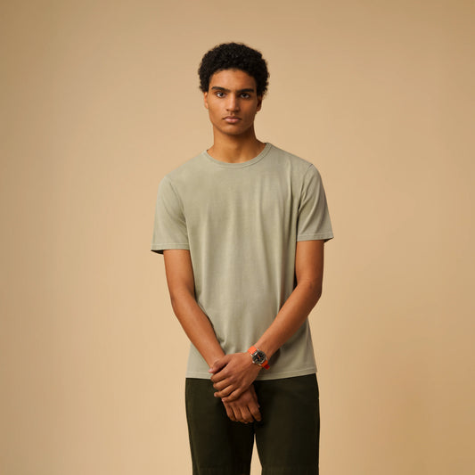 CLASSIC T-SHIRT