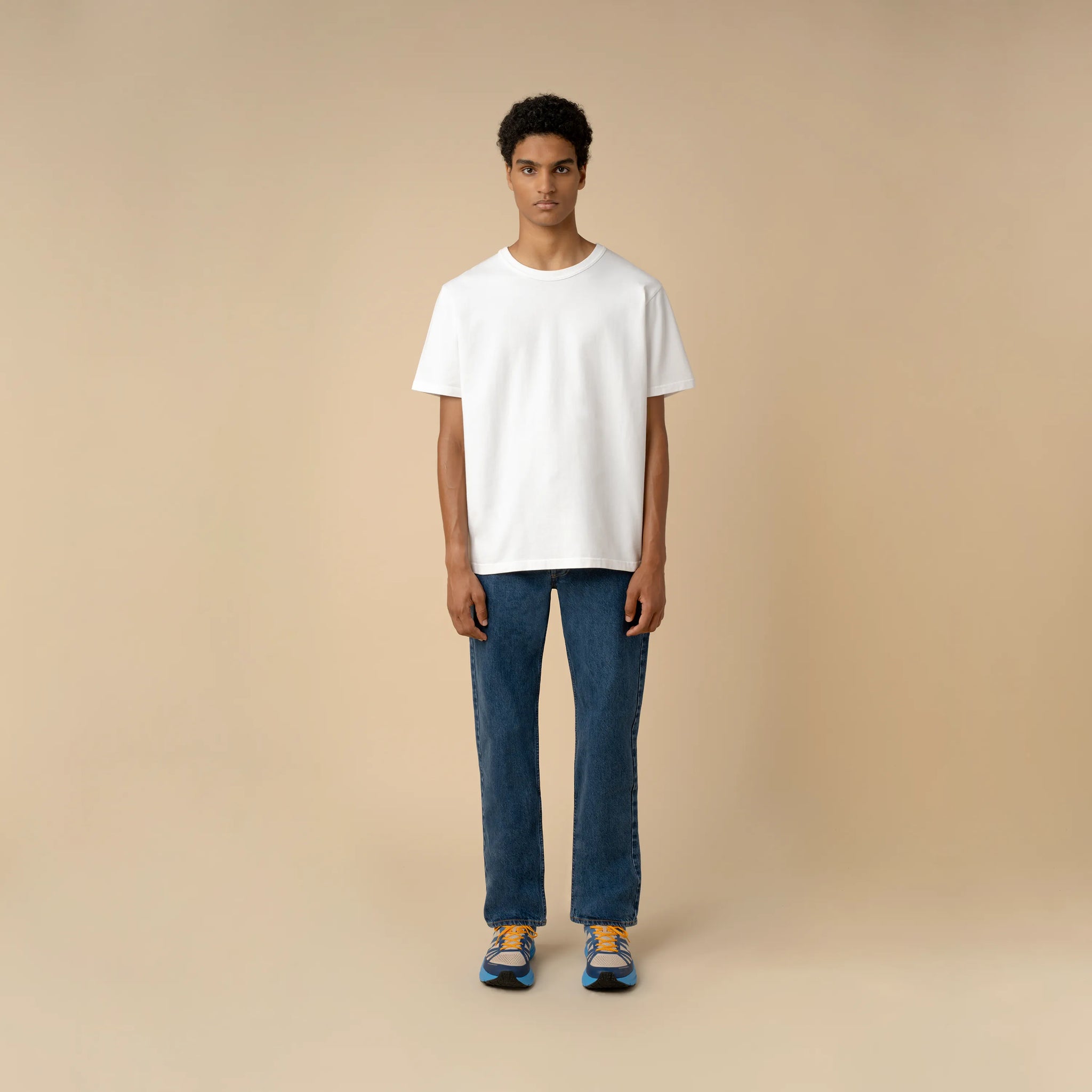 HEAVYWEIGHT T-SHIRT