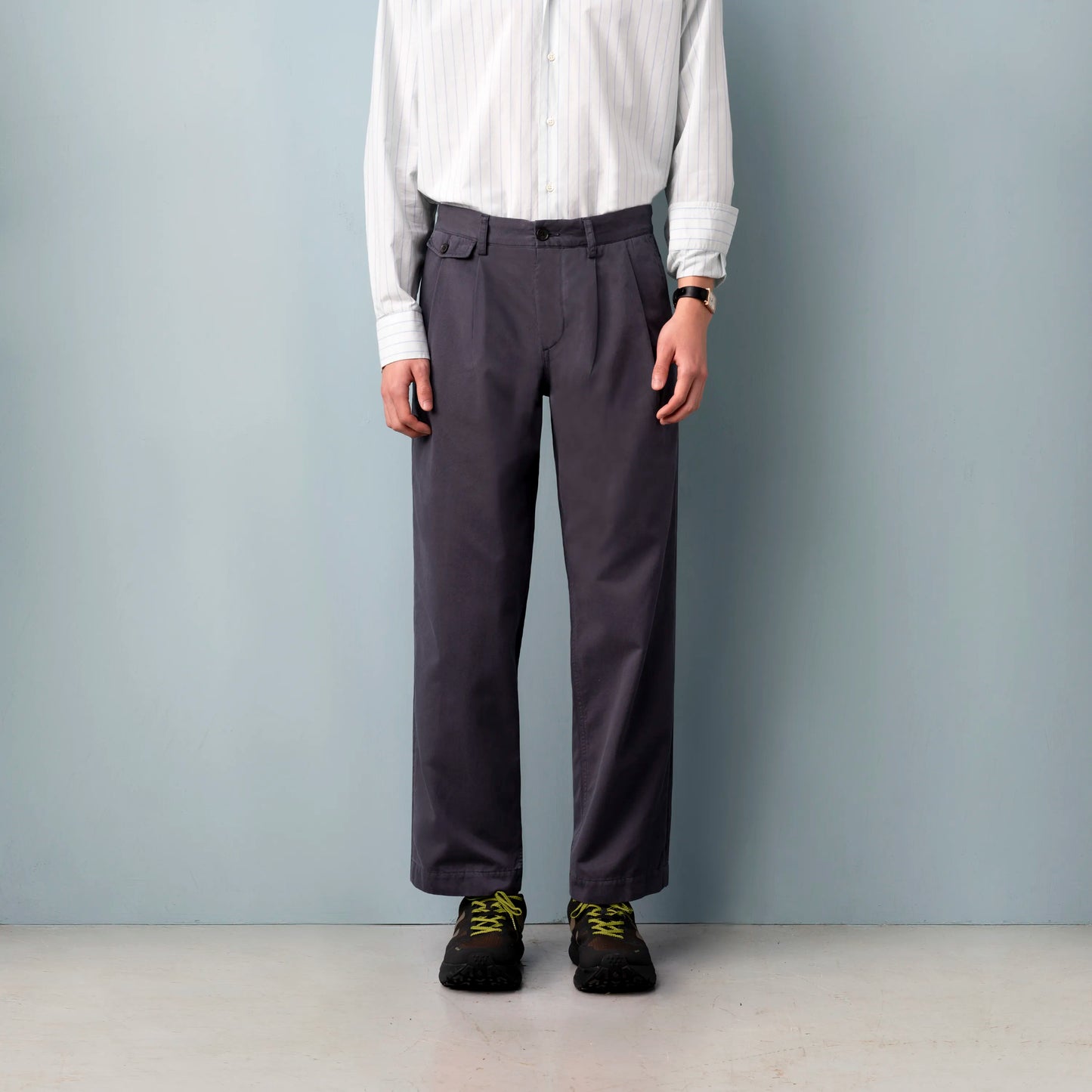 Lightweight Baggy Chinos