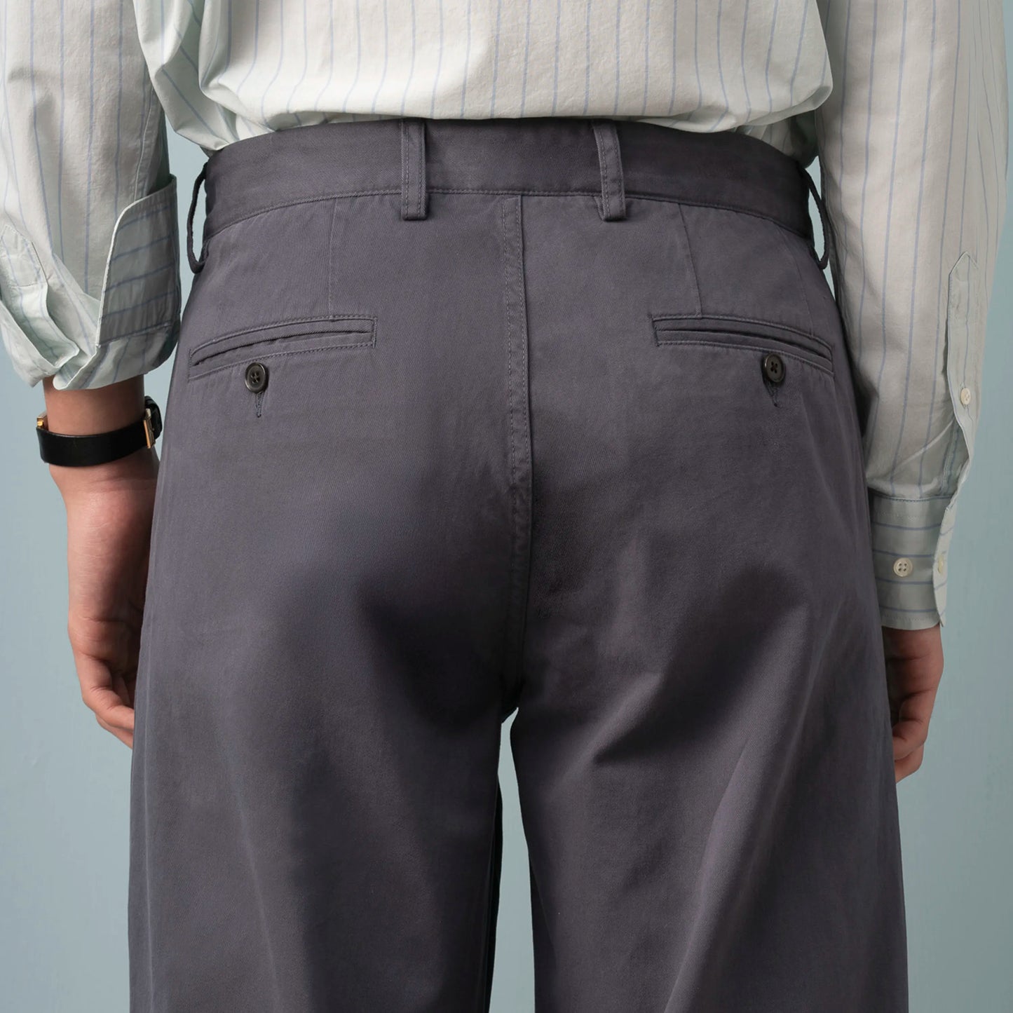 Lightweight Baggy Chinos