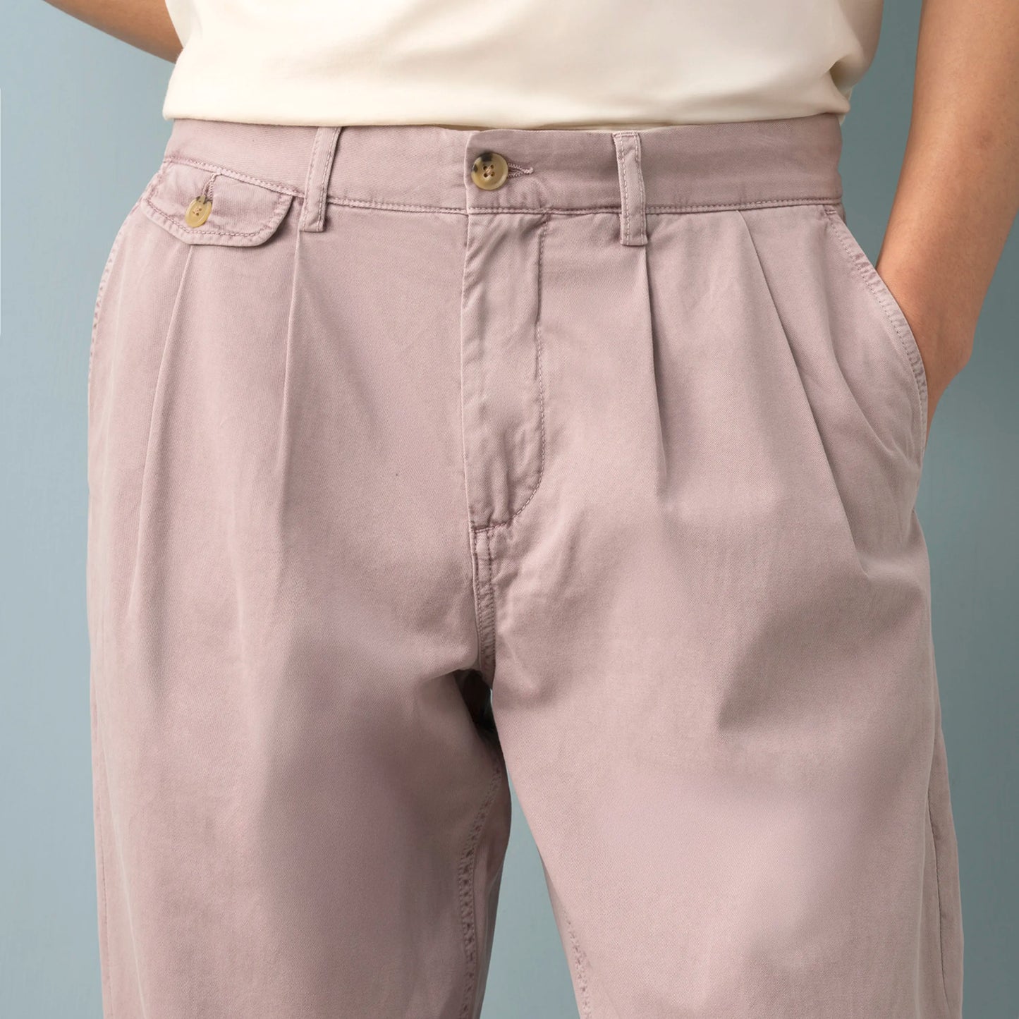 Lightweight Baggy Chinos