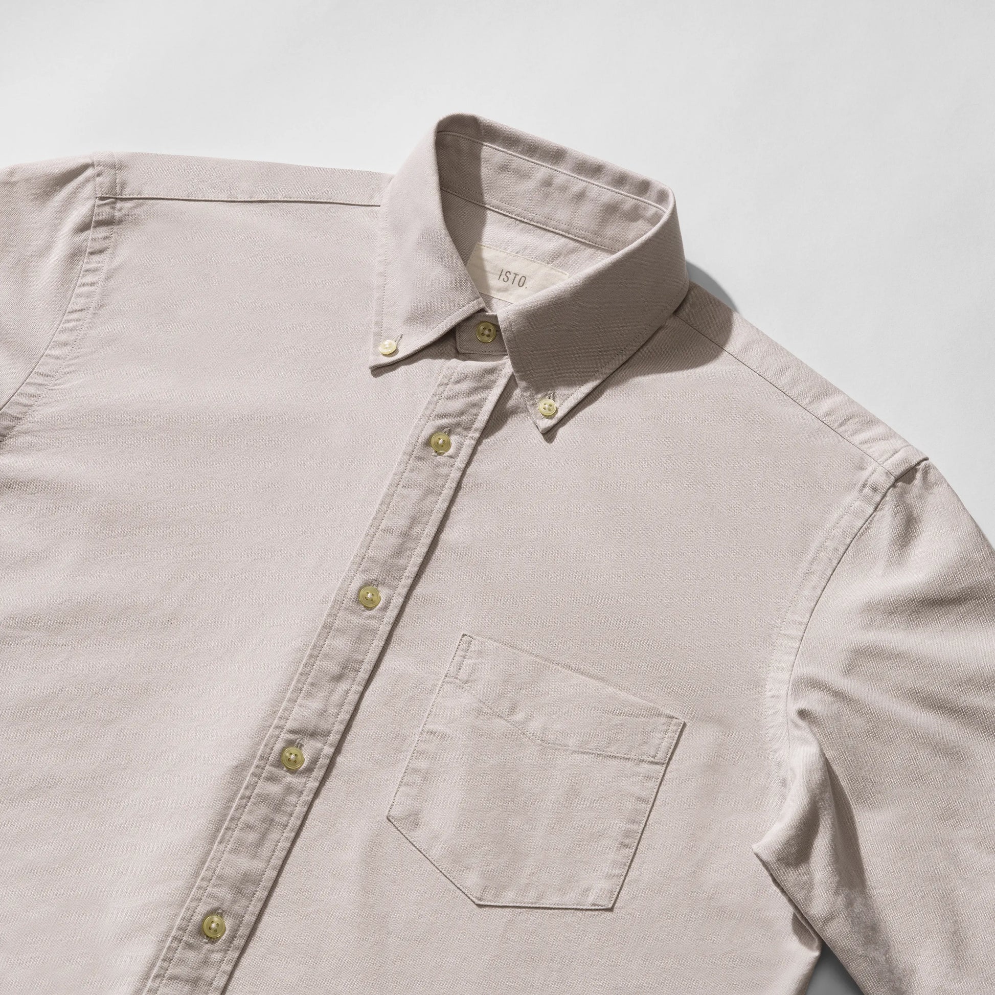 10c822c1-61d5-4ce0-874a-4d9b94a86789/Oxford_Shirt_Light_Grey_2.webp